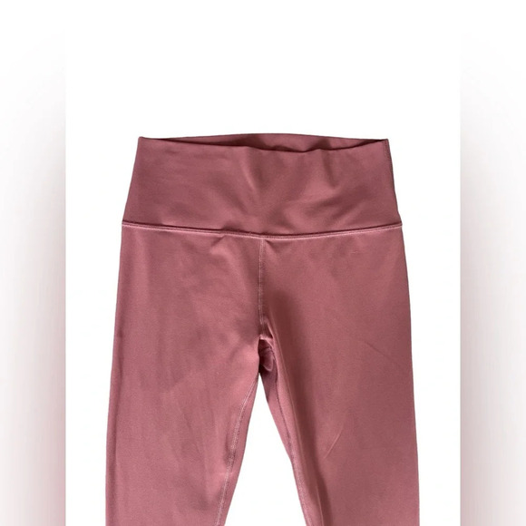 Athleta High Rise 7/8” UPF Rated, Breathable Pink Legging, Size Medium - Picture 2 of 7